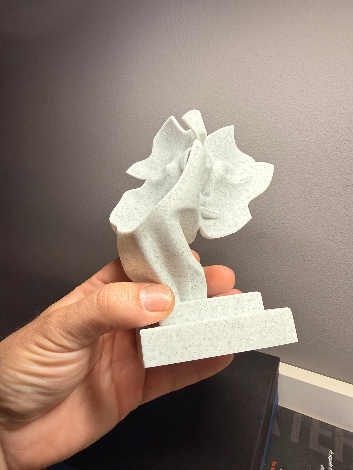 Marble Effect Figurine 15 cm – Premium 3D Printed Decorative Statue