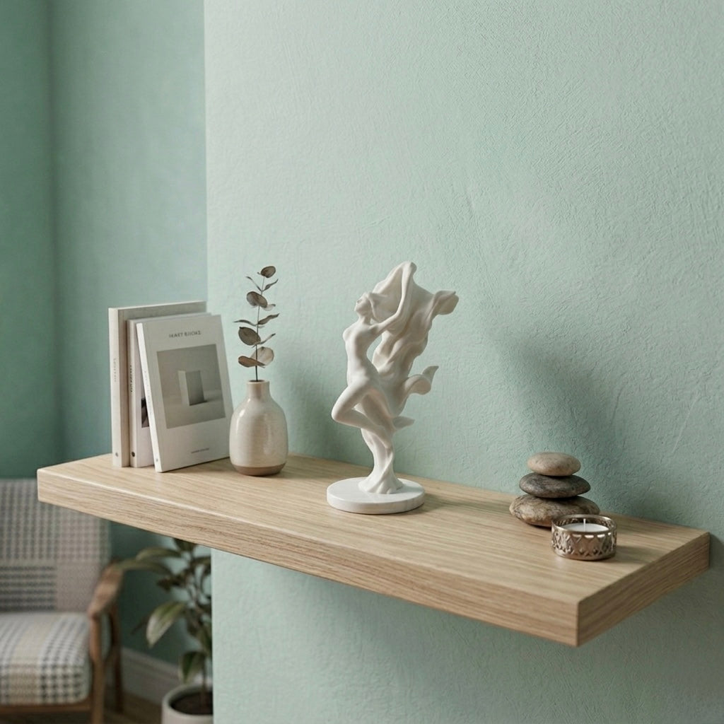 Elegant Fluid Female Silhouette Statue – Modern Minimalist Home Decor (17cm)