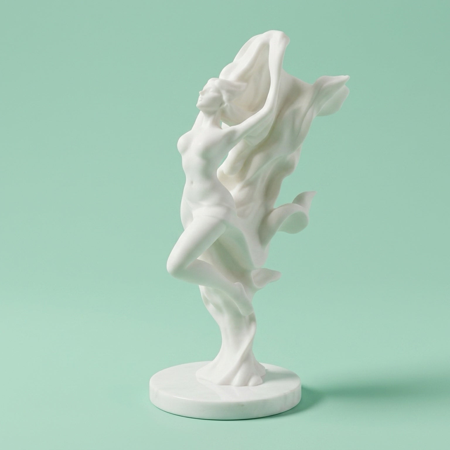 Elegant Fluid Female Silhouette Statue – Modern Minimalist Home Decor (17cm)
